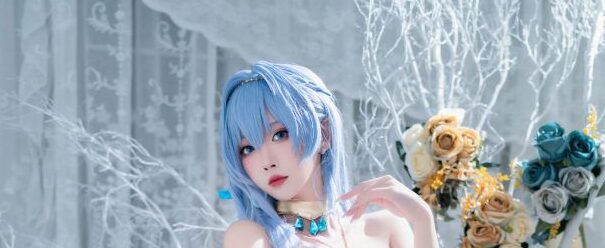 宮本桜cos《胜利女神:妮姬》海伦-颜七缘